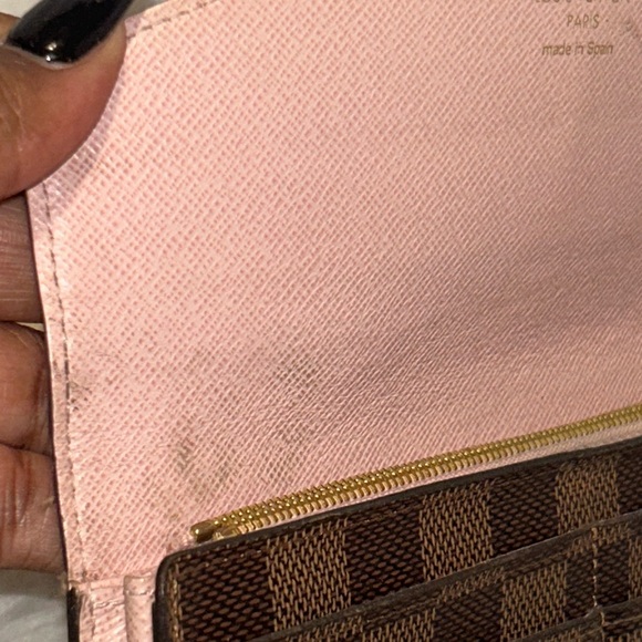 Louis Vuitton Damier Ebene Sarah Wallet - Picture 15 of 16